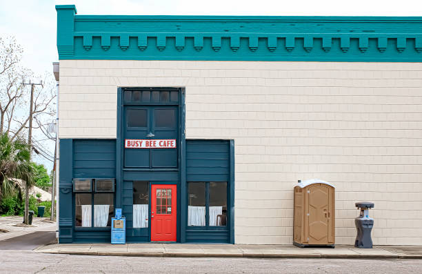 Best Construction site porta potty rental  in Steelville, MO